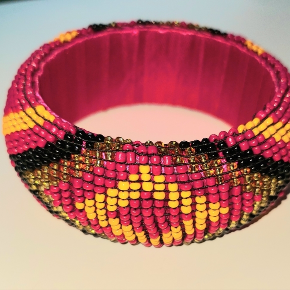 Beaded bangle Bracelet - Picture 2 of 4